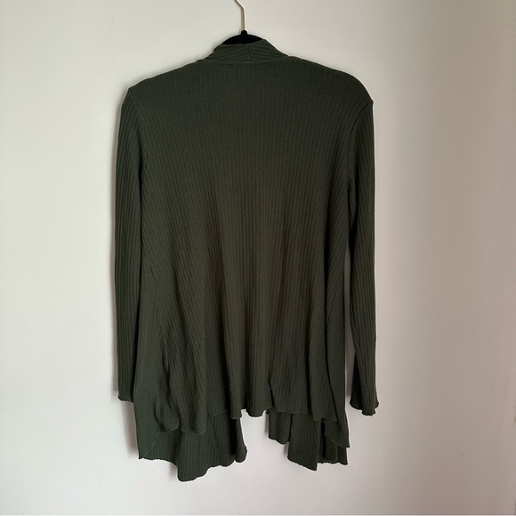 Lord & Taylor Context Dark Green Ribbed Open Front Cardigan - Picture 3 of 10